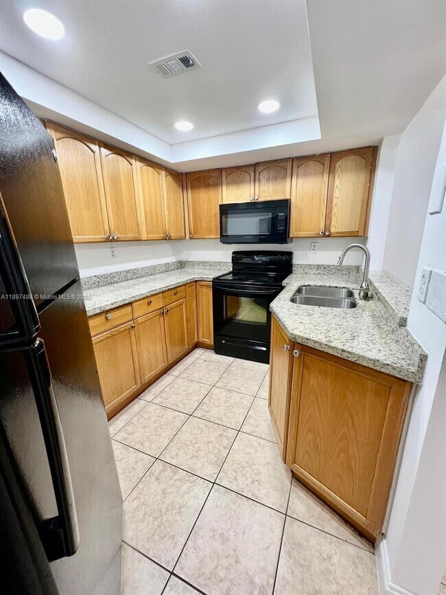 Building Photo - 8365 SW 152nd Ave