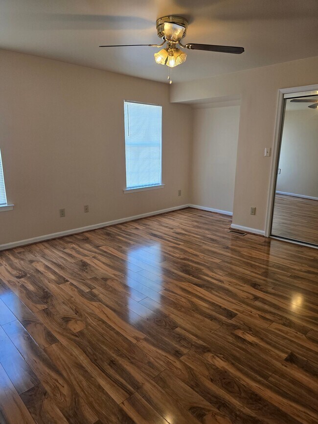 Building Photo - 40 Eagles Landing