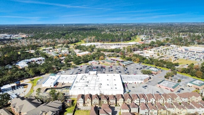 Building Photo - 2707 King's Retreat Cir