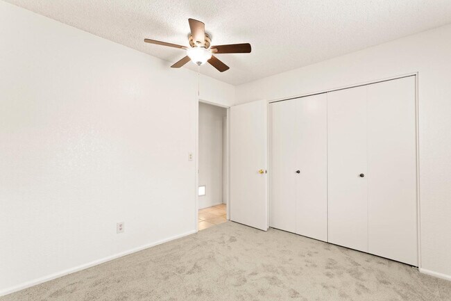 Building Photo - 7309 W Canterbury Dr