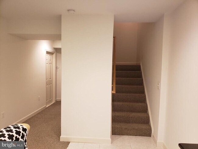 Building Photo - 9426 Silver Meteor Ct