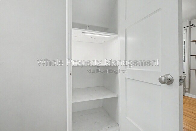 Building Photo - 1159 Krameria St