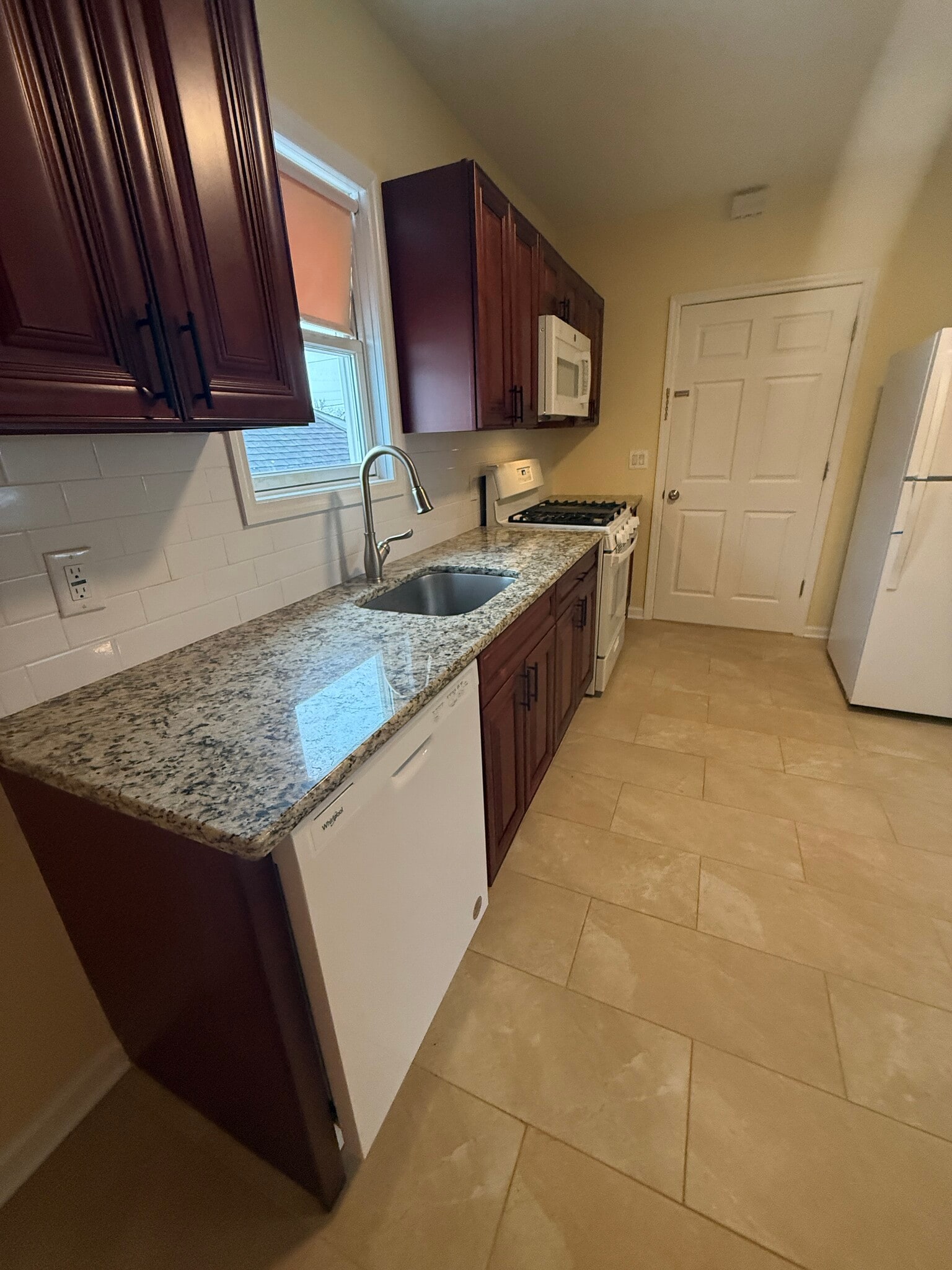 Building Photo - 7 Cortland St