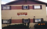 Building Photo - Maple Leaf Apartments