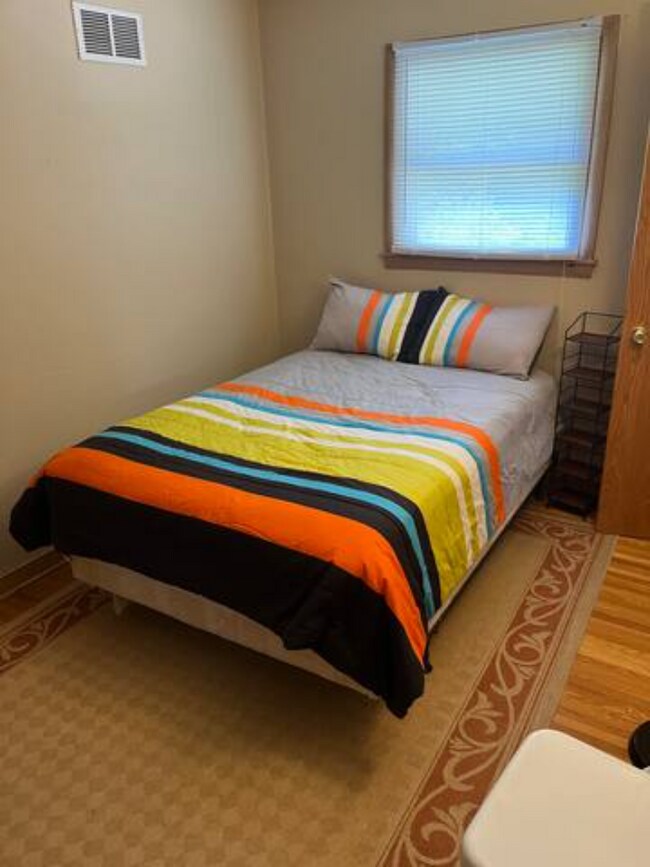 Building Photo - 1973 Tatum St