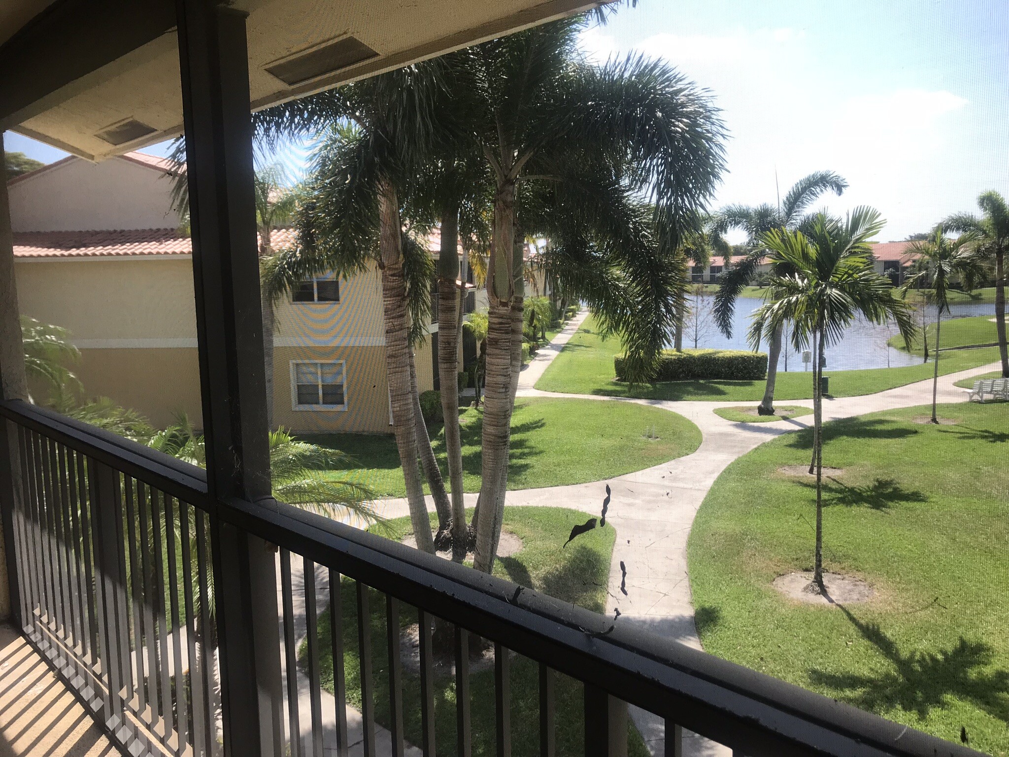 Building Photo - 1239 SW 46th Ave