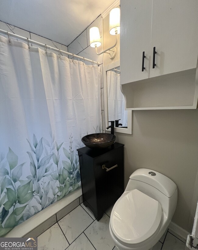 Building Photo - 1325 Triple Hill Dr