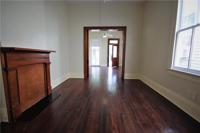 Building Photo - 6036 Annunciation St