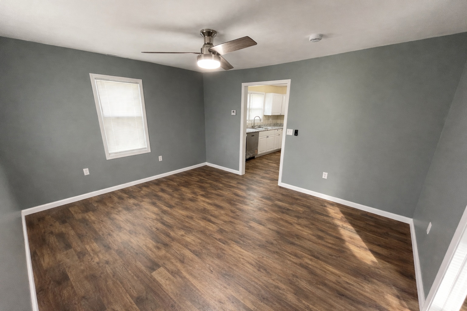 Building Photo - 1574 Montgomery Ave