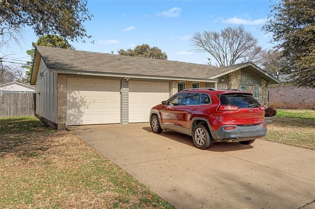 Building Photo - 2009 Charleston Dr