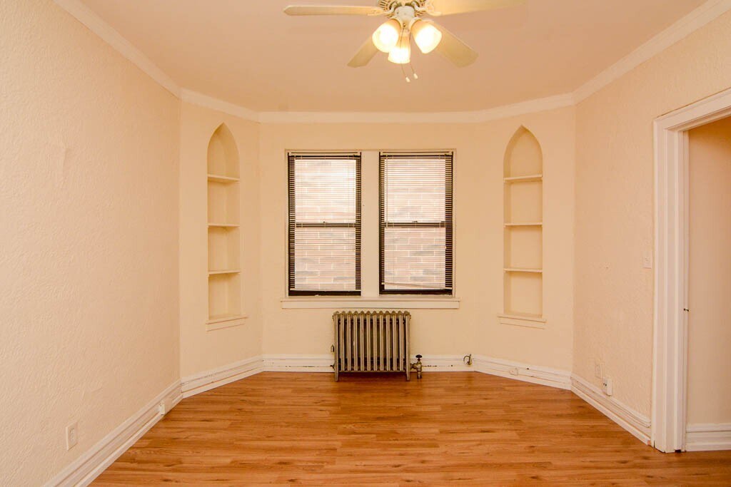 Building Photo - 4834 N Damen Ave