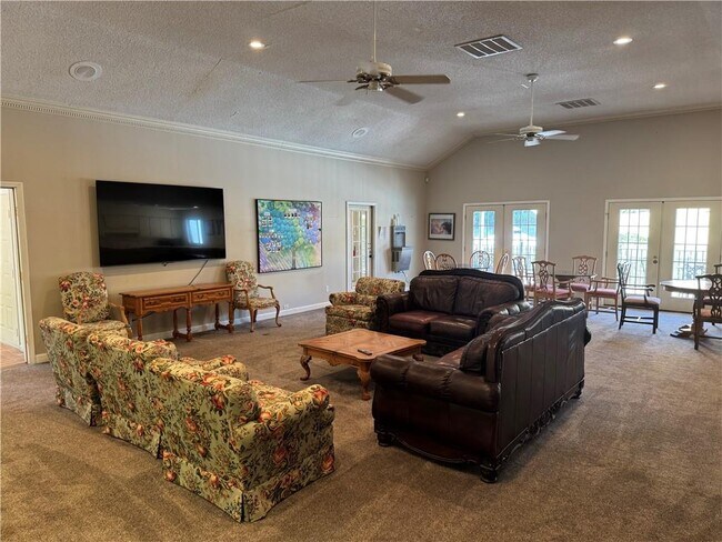 Building Photo - 5005 Wingate Way