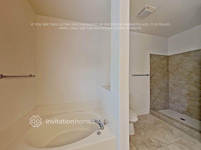 Building Photo - 5609 Duskywing Dr