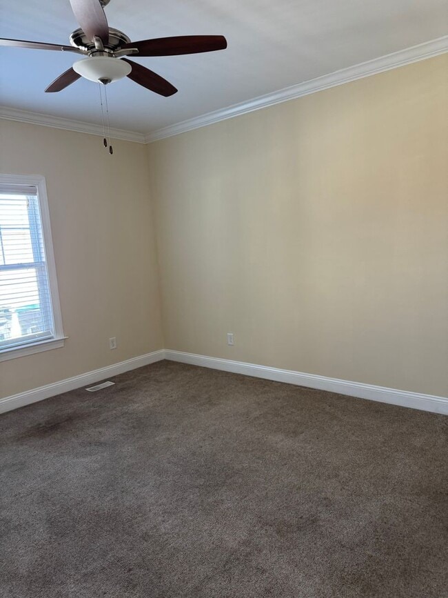 Building Photo - 3759 Savannah Way