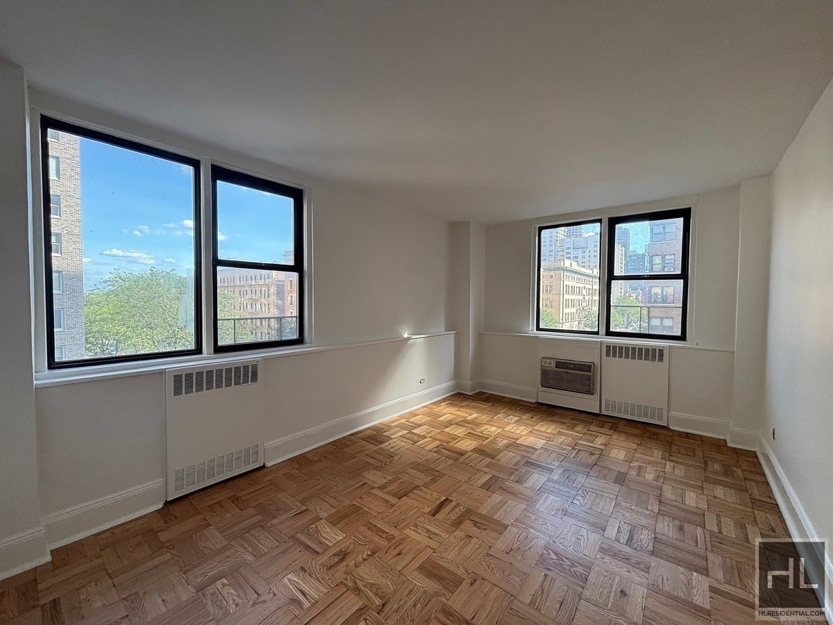 Building Photo - East 79th Street