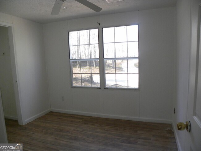 Building Photo - 174 Bell Acres Rd