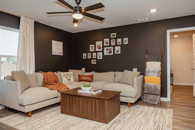 Building Photo - 4605 Naval Ct