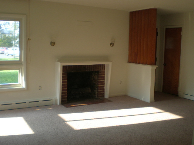 Building Photo - 344 Old Bayview Rd