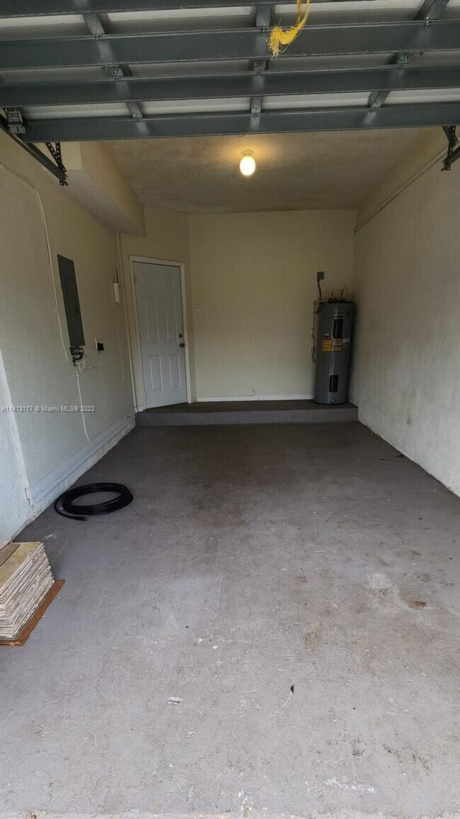 Building Photo - 13551 SW 260th Ln