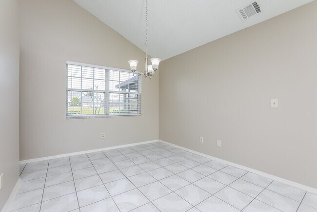 Building Photo - 238 Satinwood Cir