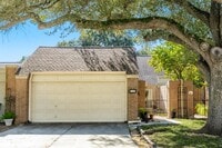 Building Photo - 1814 Veranda Dr