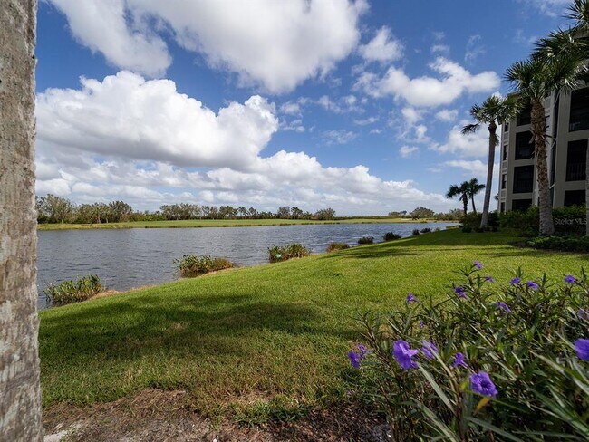 Building Photo - 7005 River Hammock Dr