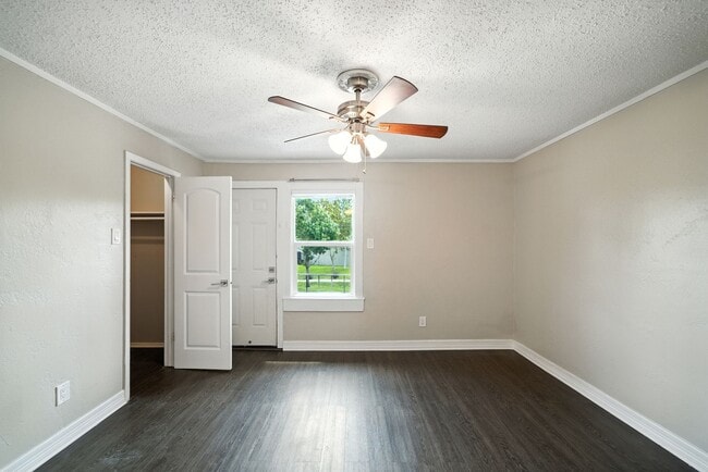 Building Photo - 1306 Taft St