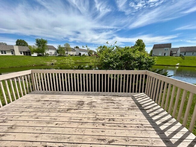 Building Photo - Beautiful 3 Bedroom 2 Bath Ranch On A Pond...