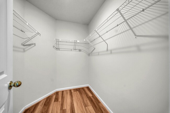Building Photo - 408 Holmes Blvd