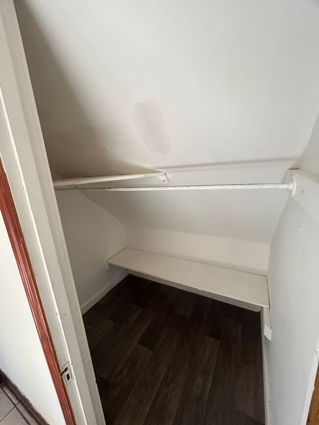 Building Photo - 5827 Lumley St