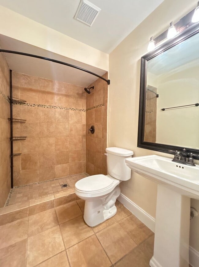 Building Photo - Beautiful Home in Winter Park, Florida!