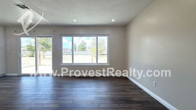 Building Photo - 12400 Pacoima Rd
