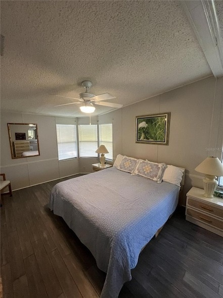 Building Photo - 4728 Belle Grove