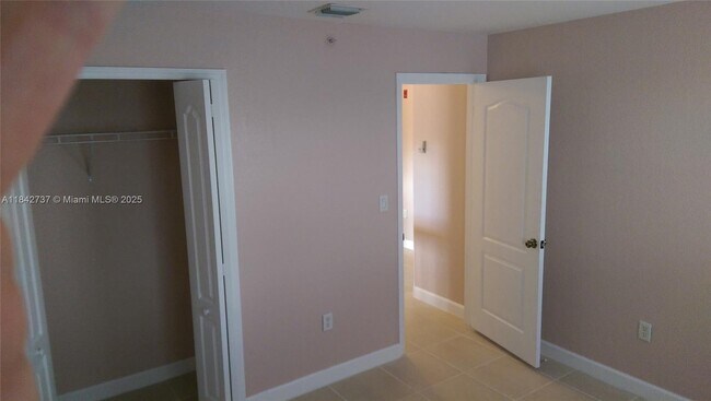 Building Photo - 4321 SW 160th Ave