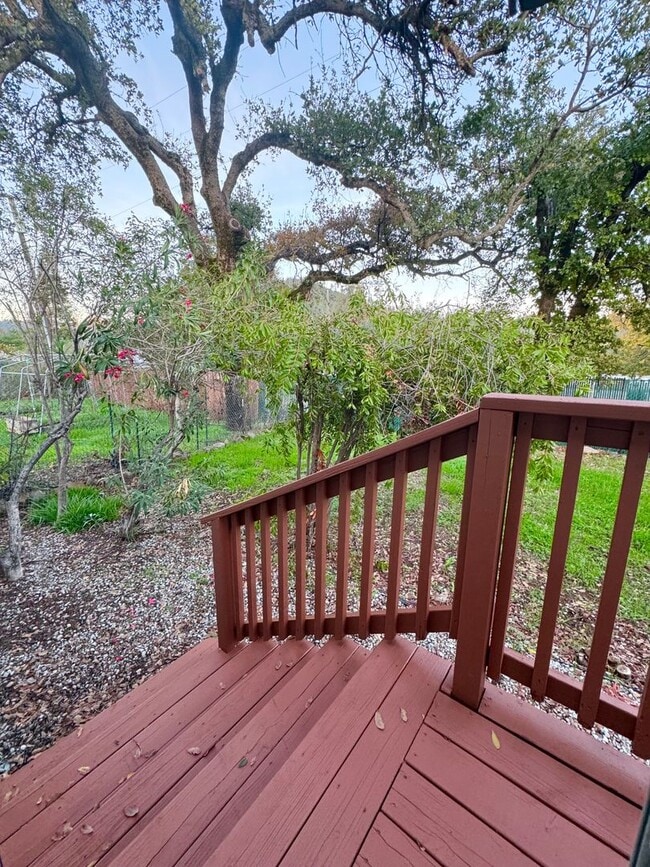 Building Photo - Looking for Tranquility? Look No Further!