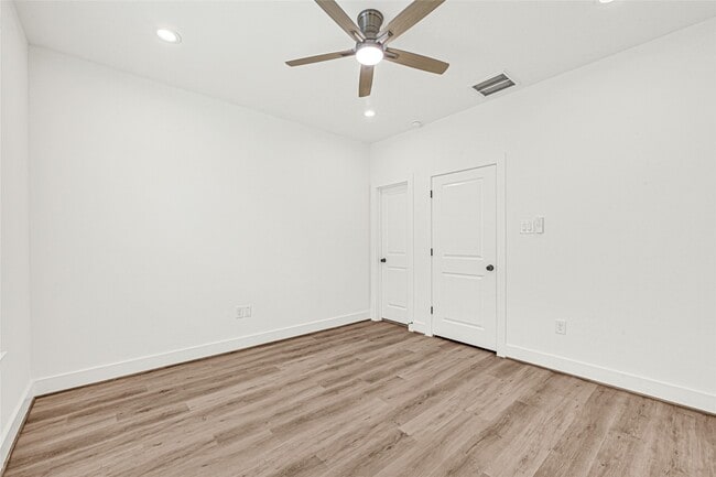 Building Photo - 4606 Crown Grove Ln