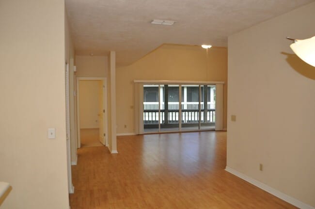 Building Photo - 2 Bedroom 2 Bath in Plantation Bay in Ormond Beach
