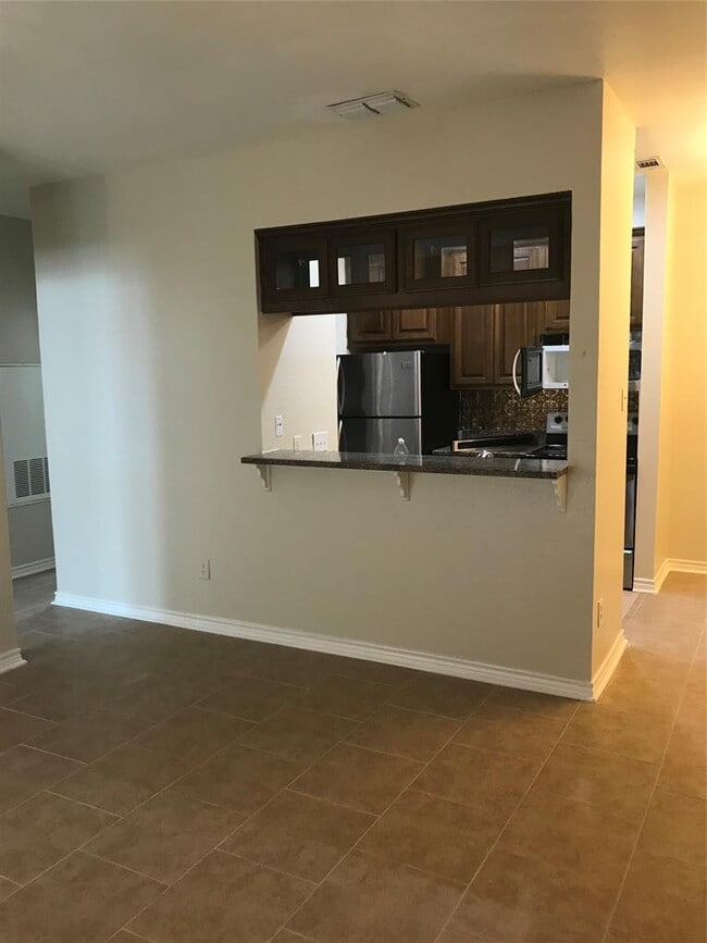 Building Photo - 12166 Metric Blvd