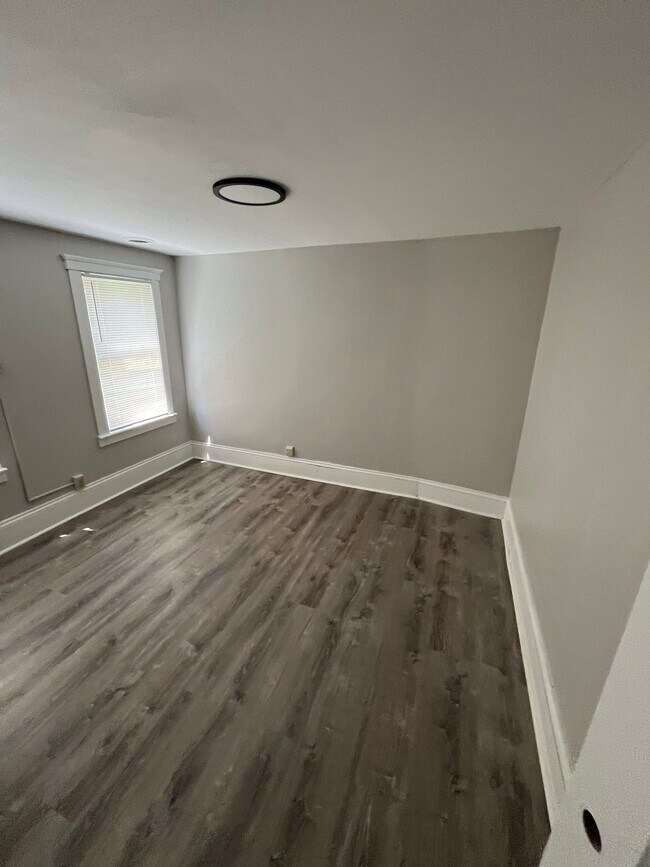 Building Photo - 283 Wilbraham Rd