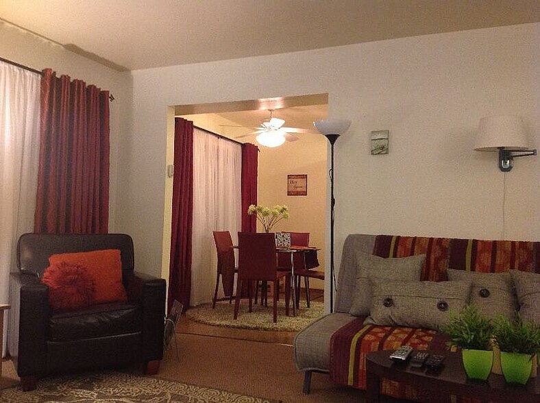 Building Photo - 3314 Treehaven Dr