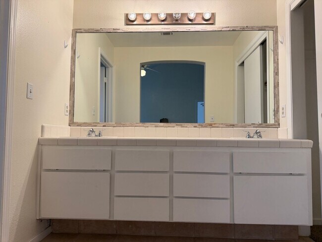 Building Photo - Pinedale