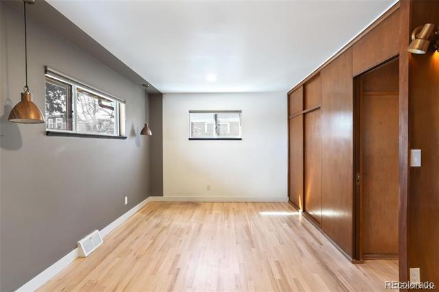 Building Photo - 9309 Highland Pl