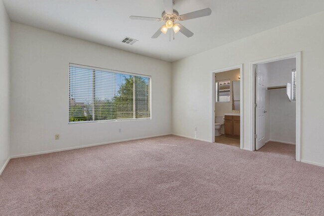 Building Photo - 5111 W El Cortez Trail