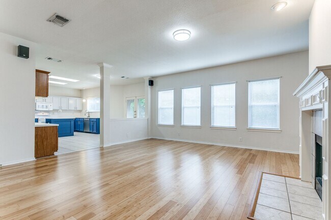 Building Photo - 4-BEDROOM IN PRESTON HOLLOW