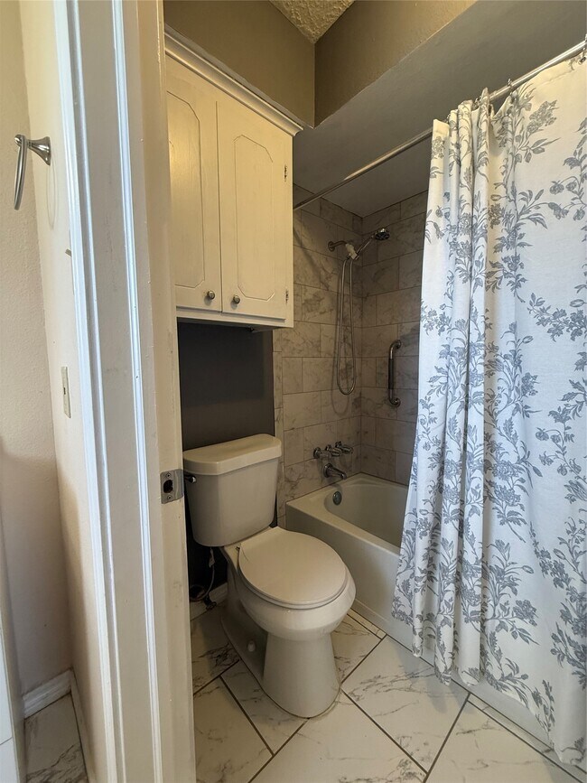 Building Photo - 4327 Townes Forest Rd