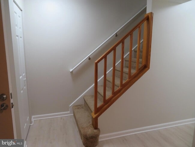 Building Photo - 9150 Lambskin Ln