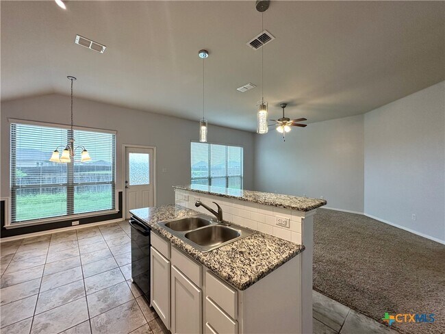 Building Photo - 1066 Spring Terrace Loop