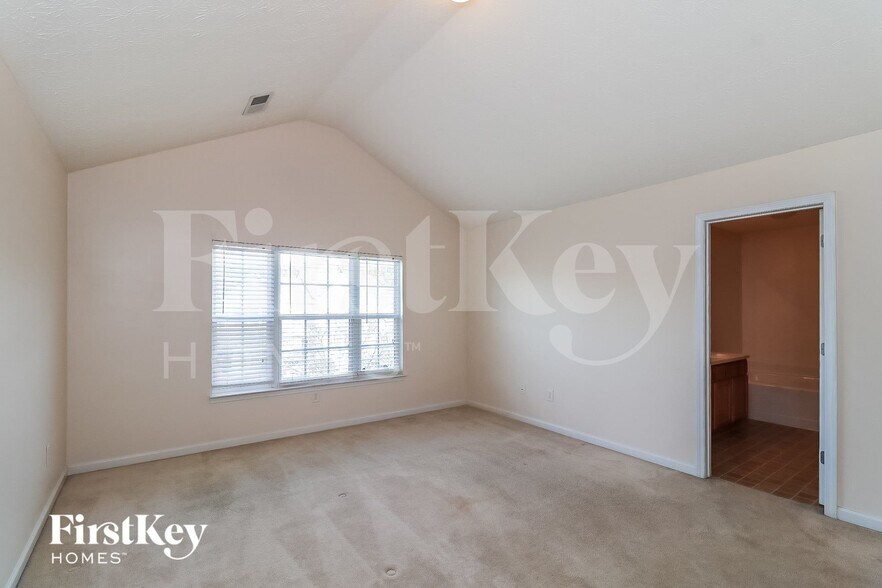 Building Photo - 2267 Baker Station Dr