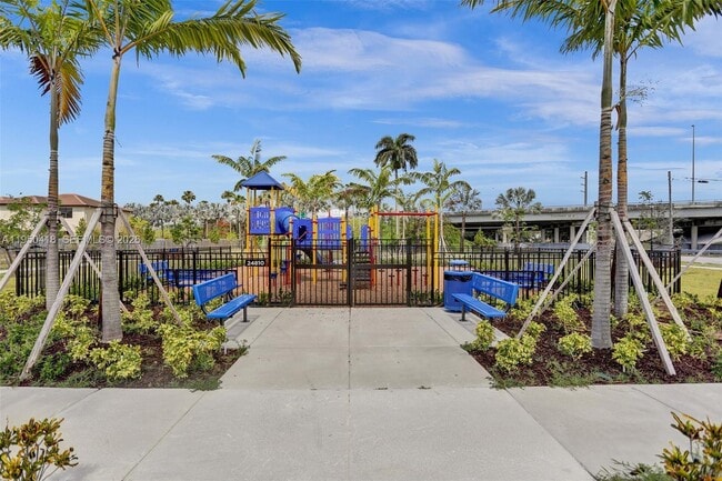 Building Photo - 25252 SW 107th Ct