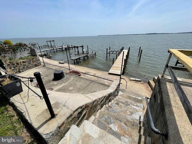 Building Photo - 2513 Barrison Point Rd